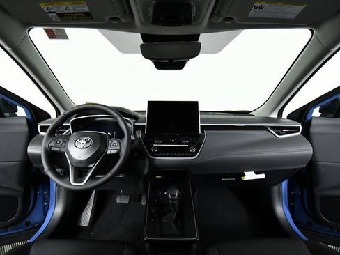 New 2026 Toyota Corolla Cross XLE image 18