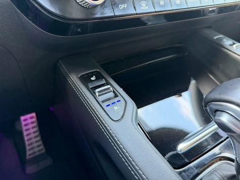 Used 2021 Kia Telluride SX w/ Towing Package FWD image 18