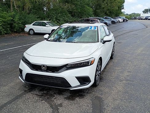 Used 2023 Honda Civic EX-L image 7