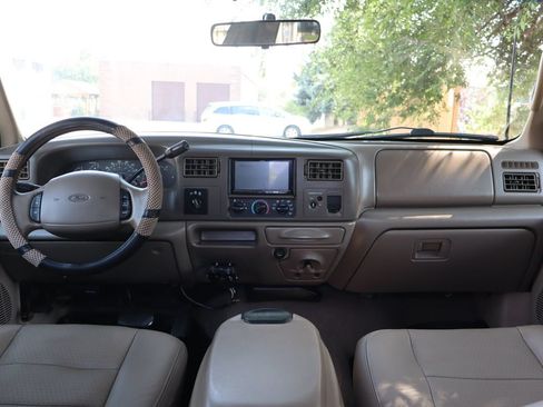 Used 2001 Ford F250 Lariat AWD/4WD image 16