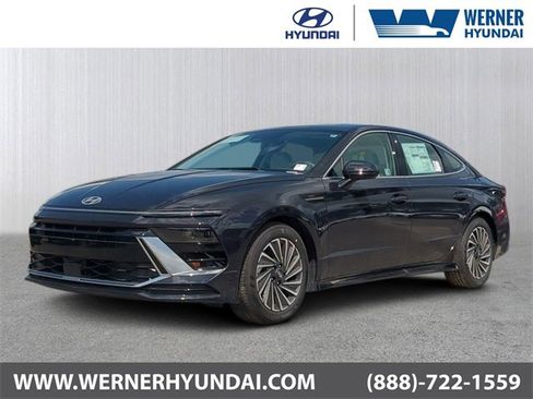New 2025 Hyundai Sonata SEL image 1