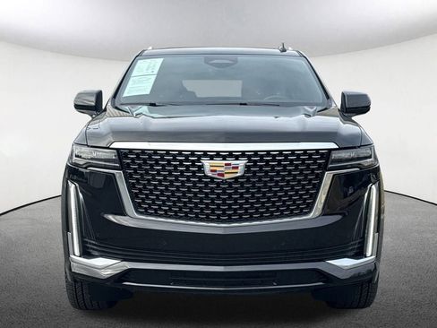 Used 2024 Cadillac Escalade ESV Premium Luxury image 9