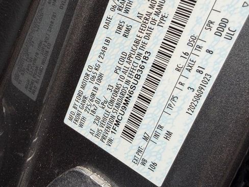 Used 2025 Ford Escape ST-Line AWD/4WD image 33