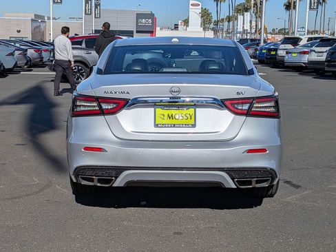 Certified 2023 Nissan Maxima SV w/ Floor Mat Group image 9