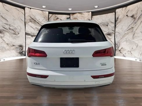 Used 2018 Audi Q5 2.0T Premium Plus w/ Premium Plus Package AWD/4WD image 4
