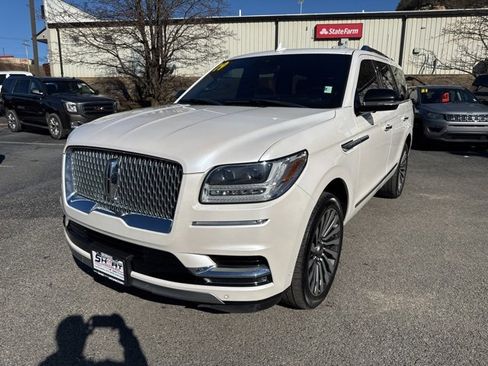 Used 2019 Lincoln Navigator Reserve image 7