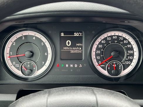 Used 2018 RAM 1500 Classic SLT image 20