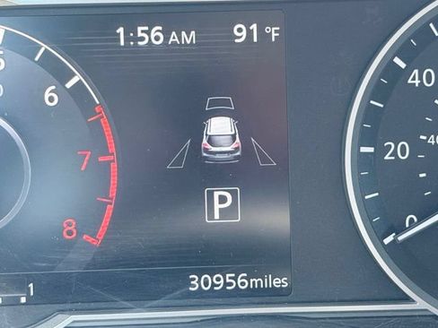 Certified 2019 Nissan Kicks SR w/ SR Premium Package FWD image 13