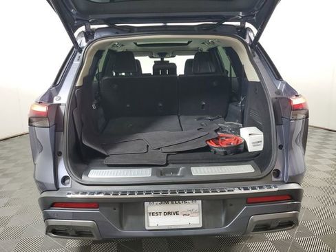 Used 2023 INFINITI QX60 Sensory w/ Cargo Package image 9