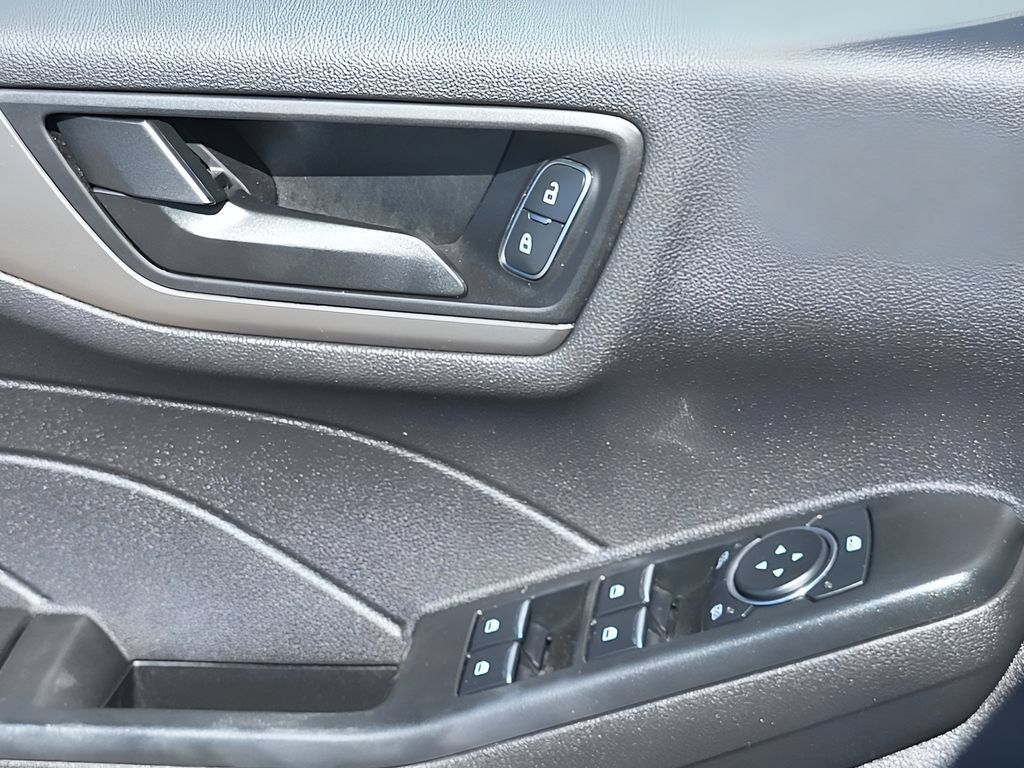 Used 2024 Ford Escape Active w/ Cold Weather Package FWD image 24