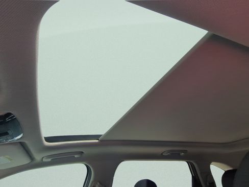 New 2026 Kia Sorento S w/ S Panoramic Sunroof Package FWD image 15