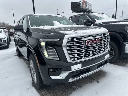 New 2026 GMC Yukon XL Denali w/ Sun & Power Step Package image 3