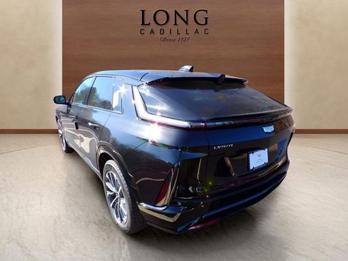 New 2025 Cadillac Lyriq Sport image 6