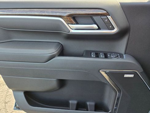 New 2026 GMC Sierra 1500 Elevation w/ Elevation Premium Package AWD/4WD image 24