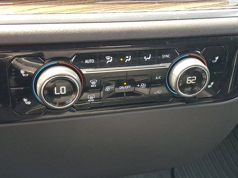 Certified 2023 Chevrolet Silverado 1500 RST AWD/4WD image 16