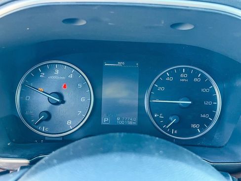 Used 2021 Subaru Outback Touring XT image 10