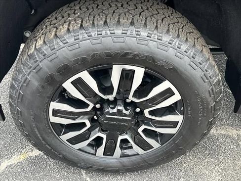 New 2026 GMC Sierra 2500 Denali Ultimate AWD/4WD image 18