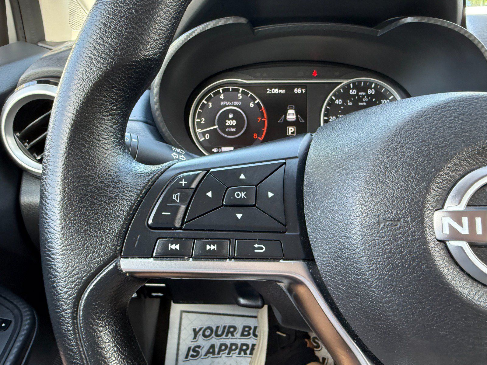 Used 2025 Nissan Versa SV FWD image 24