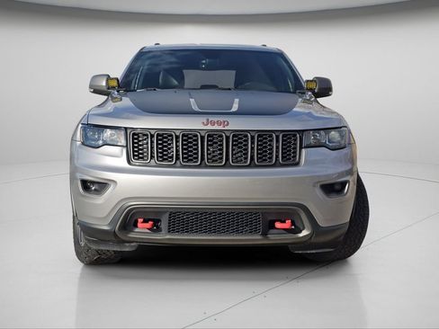 Used 2017 Jeep Grand Cherokee Trailhawk image 3