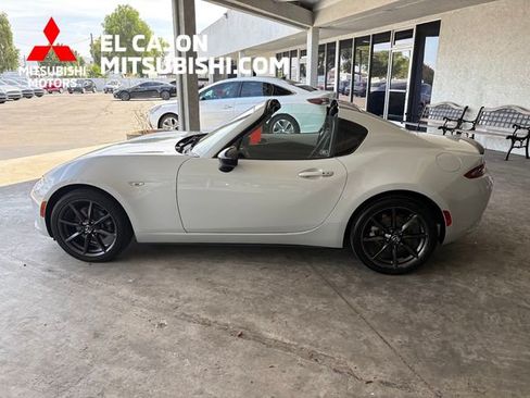 Used 2017 MAZDA MX-5 Miata RF Club RWD image 6