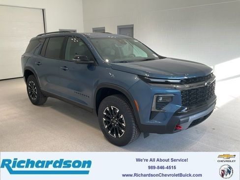 New 2026 Chevrolet Traverse Z71 image 1