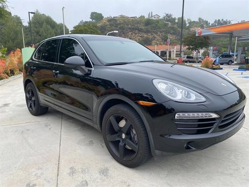 Used 2012 Porsche Cayenne AWD/4WD image 3