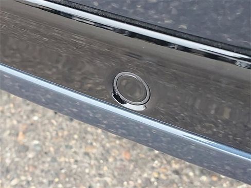 New 2026 Volvo XC90 B6 Ultra w/ Lounge Package image 9