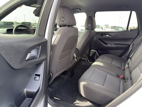 Used 2025 Chevrolet Equinox LT image 29