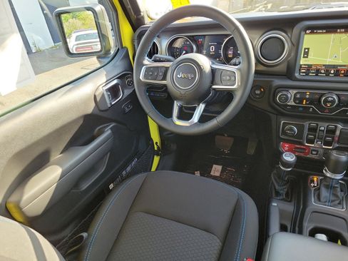 New 2023 Jeep Wrangler Unlimited Rubicon 4xe w/ Cold Weather Group image 9