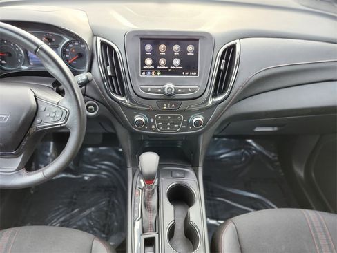 Used 2022 Chevrolet Equinox RS image 12