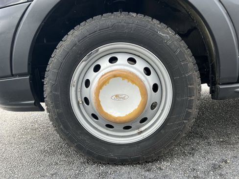 Used 2016 Ford Transit 350 XLT image 11