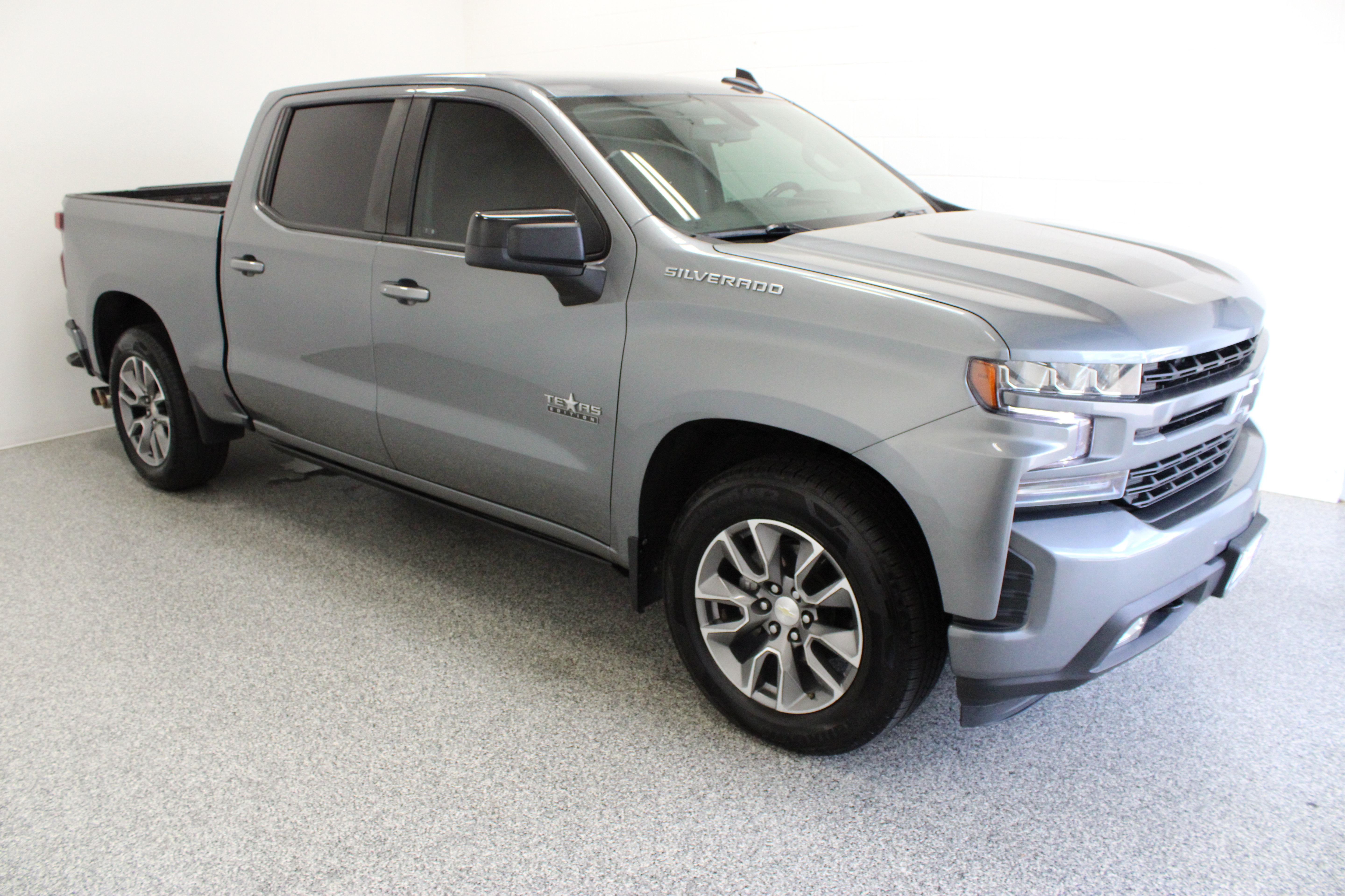 Used 2021 Chevrolet Silverado 1500 RST w/ Convenience Package II RWD image 4