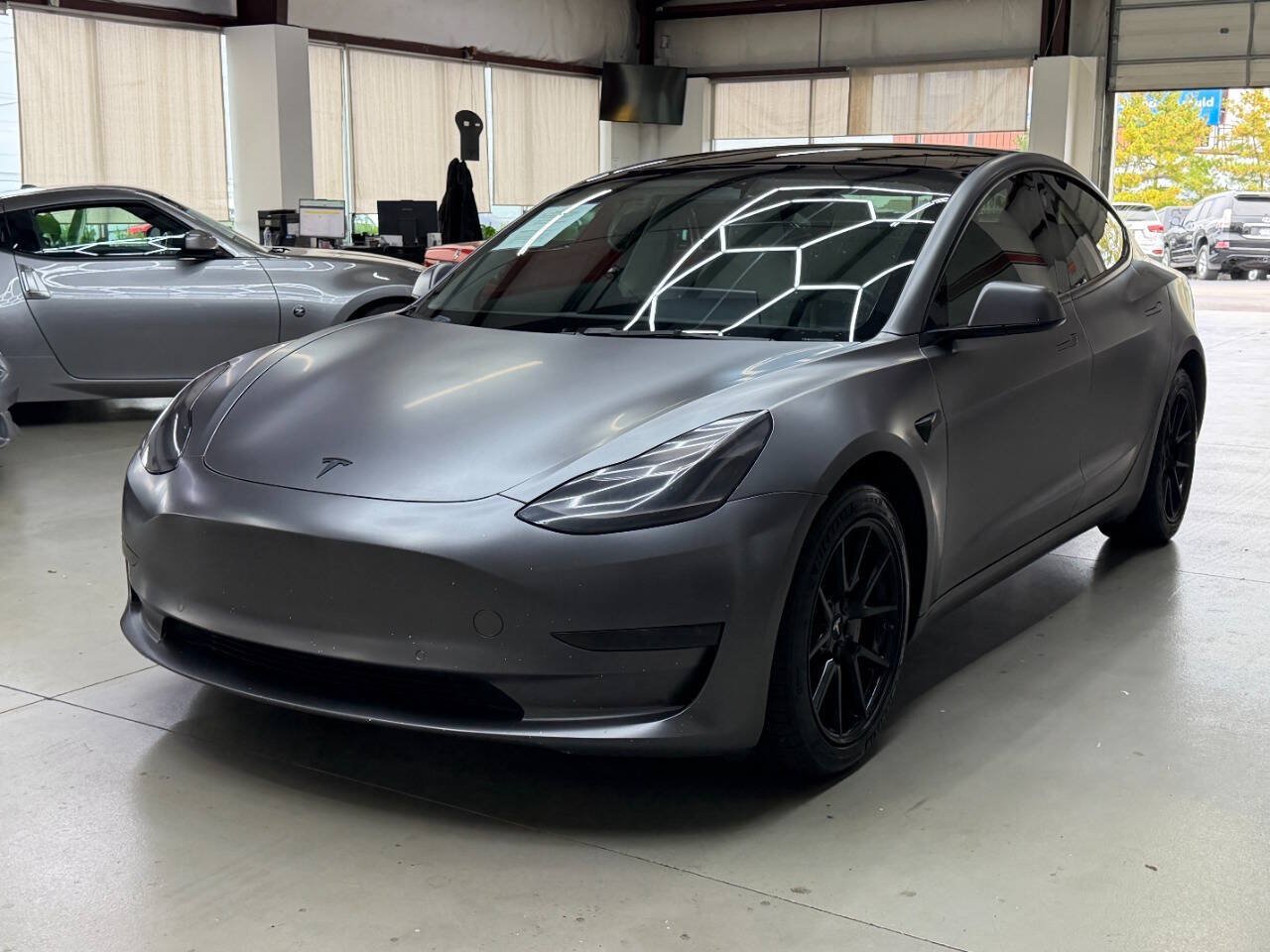 Used 2022 Tesla Model 3 Long Range AWD/4WD image 5