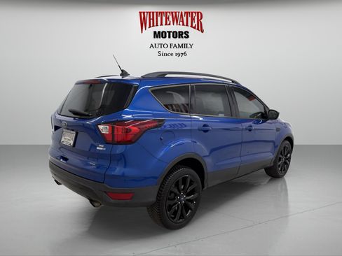 Used 2019 Ford Escape SE AWD/4WD image 4