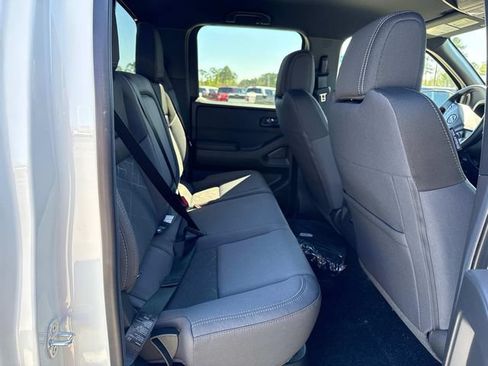 New 2026 Nissan Frontier SV w/ Tow Package RWD image 13