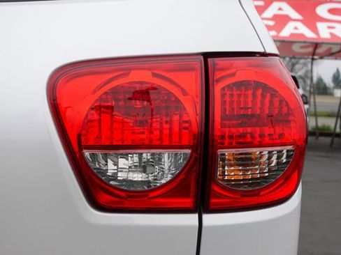 Used 2008 Toyota Sequoia Platinum image 8