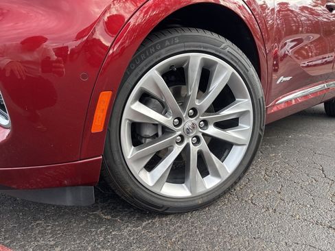 Used 2023 Buick Envision Avenir image 2