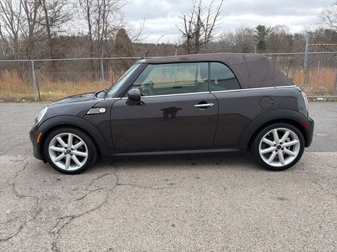 Used 2014 MINI Cooper S image 6