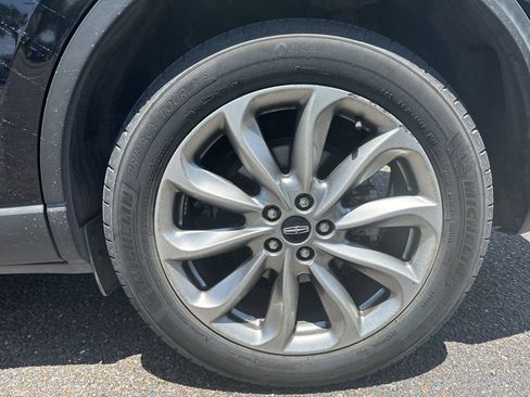 Used 2022 Lincoln Corsair FWD w/ Premium Package image 12