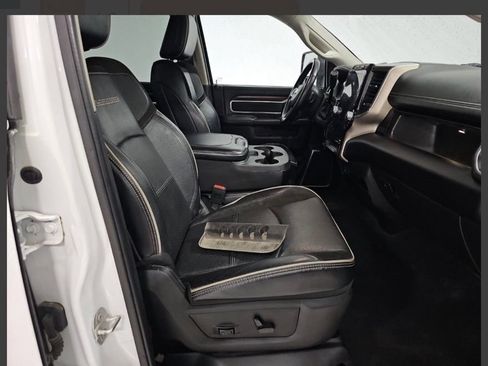 Used 2023 RAM 2500 Laramie AWD/4WD image 12