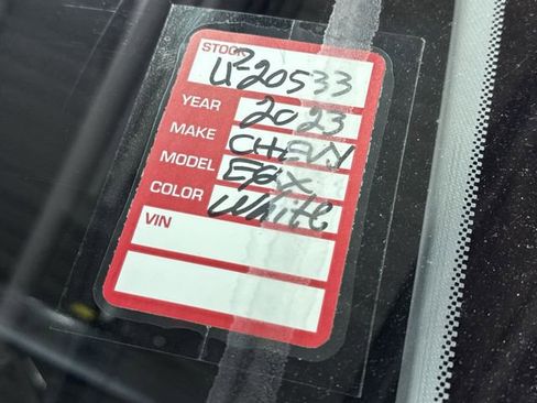 Certified 2023 Chevrolet Equinox LT image 30