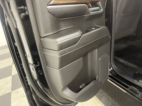 Used 2023 GMC Sierra 1500 Elevation image 15