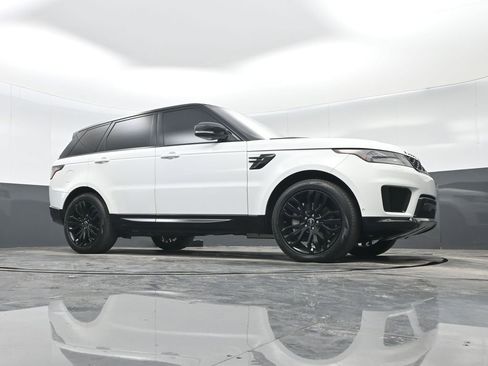 Used 2019 Land Rover Range Rover Sport HSE image 32