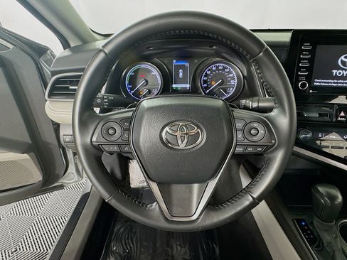 Used 2021 Toyota Camry SE FWD image 13