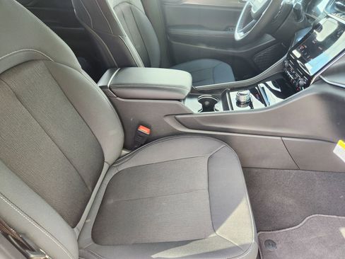 New 2026 Jeep Grand Cherokee Laredo RWD image 14