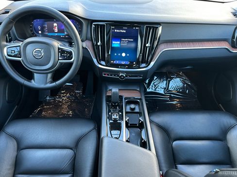 Certified 2023 Volvo S60 B5 Plus w/ Climate Package image 15