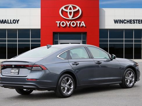 Used 2024 Honda Accord EX image 4