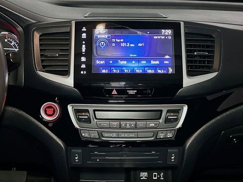 Used 2019 Honda Ridgeline Black Edition image 11