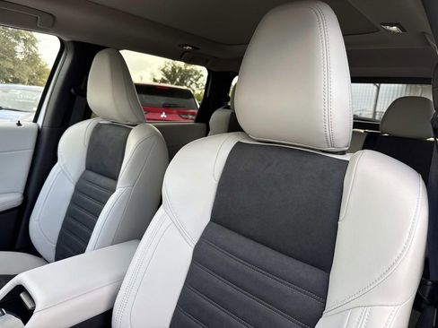 New 2026 Mitsubishi Outlander SE FWD image 22