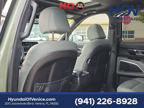 Used 2023 Kia Telluride EX X-Line AWD/4WD image 16
